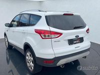 Usata Ford Kuga Titanium 150 CV (110 kW) 2015 Bianco SUV