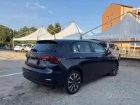 Usata Fiat Tipo Lounge 120 CV (88 kW) 2017 Blu metallizzato Berlina