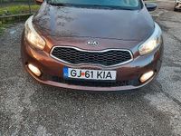 Begagnad Kia Ceed 2012 Brun Halvkombi