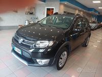 Brugt Dacia Sandero Stepway 90 HK (66 kW) 2013 Sort Sedan