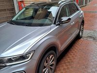Usata VW T-Roc 150 CV (110 kW) 2023 Grigio SUV