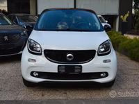 Begagnad Smart ForFour Prime 90 HK (66 kW) 2017 Vit Halvkombi