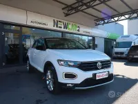 Usata VW T-Roc Advance 150 CV (110 kW) 2018 Bianco SUV