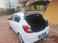 Usata Opel Corsa 80 CV (58 kW) 2009 Bianco Berlina