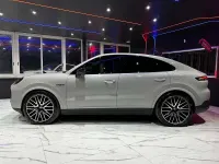Usata Porsche Cayenne 354 CV (260 kW) 2023 Grigio SUV