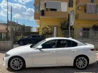Usata Alfa Romeo Giulia Super 150 CV (110 kW) 2017 Bianco Berlina