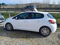 Usata Peugeot 208 Active 82 CV (60 kW) 2017 Bianco Utilitaria