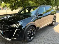 Usata Peugeot 2008 GT-line 131 CV (96 kW) 2020 Nero SUV