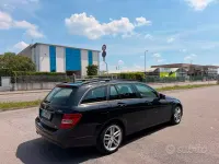 Usata Mercedes C220 170 CV (125 kW) 2013 Nero Station wagon
