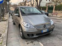 Usata Mercedes A180 Avantgarde 110 CV (80 kW) 2006 Grigio Berlina