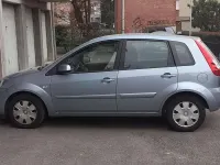 Usata Ford Fiesta Ambiente 75 CV (55 kW) 2007 Blu/azzurro Utilitaria
