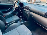 Usata Seat Leon 105 CV (77 kW) 2002 Grigio Berlina