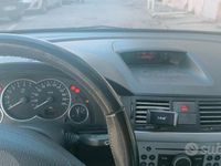 Usata Opel Meriva 90 CV (66 kW) 2005 Grigio Monovolume