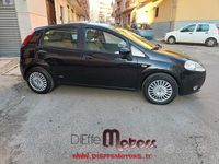 Usata Fiat Grande Punto Dynamic 90 CV (66 kW) 2005 Nero Utilitaria