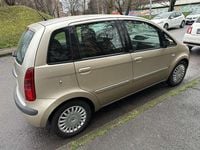 Usata Lancia Musa 95 CV (69 kW) 2005 Beige Monovolume