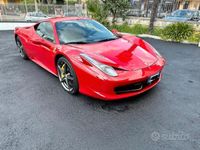 Usata Ferrari 458 566 CV (416 kW) 2011 Rosso Coupé