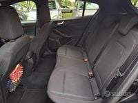 Usata Ford Focus 125 CV (91 kW) 2020 Nero Berlina