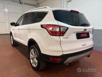 Usata Ford Kuga Titanium 120 CV (88 kW) 2018 Bianco SUV
