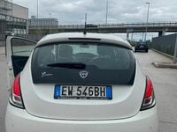 Usata Lancia Ypsilon 85 CV (62 kW) 2014 Bianco Utilitaria