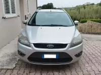 Usado Ford Focus 115 HP (84 kW) 2010 Cinzento Carrinha
