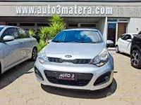 Usata Kia Rio 90 CV (66 kW) 2014 Grigio Utilitaria