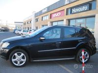 Usata Mercedes ML320 224 CV (164 kW) 2007 Blu SUV