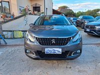 Usata Peugeot 2008 Active 99 CV (72 kW) 2017 Grigio SUV