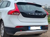 Usata Volvo V40 120 CV (88 kW) 2017 Bianco Berlina