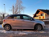 Usata Mercedes B160 95 CV (69 kW) 2010 Grigio Monovolume