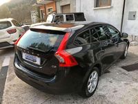 Usata Volvo V60 Business Edition 114 CV (83 kW) 2013 Argento Station wagon