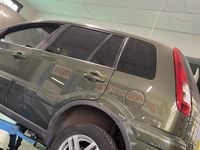 Usata Ford Fusion 80 CV (58 kW) 2006 Verde Utilitaria