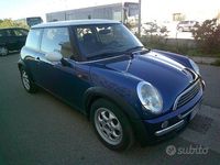 Usata Mini ONE 90 CV (66 kW) 2003 Blu Utilitaria