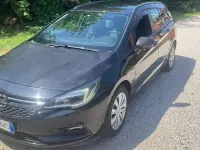 Usata Opel Astra Business 110 CV (80 kW) 2016 Nero Station wagon