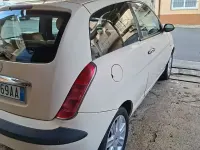 Usata Lancia Ypsilon 70 CV (51 kW) 2004 Giallo Utilitaria