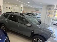 Usata Dacia Duster Journey 101 CV (74 kW) 2024 Grigio SUV