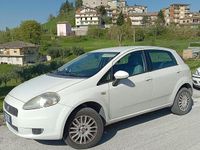 Usata Fiat Grande Punto 77 CV (56 kW) 2009 Bianco Utilitaria
