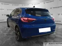 Usata Renault Clio 140 CV (102 kW) 2023 Blu / metallizzato Utilitaria