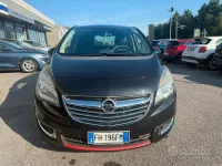 Usata Opel Meriva Cosmo 95 CV (69 kW) 2017 Nero Monovolume