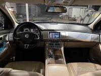 Usata Jaguar XF 190 CV (139 kW) 2012 Nero Berlina