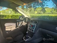 Usata Ford Focus 90 CV (66 kW) 2008 Nero Berlina
