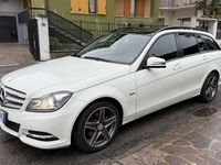 Usata Mercedes C220 Avantgarde 170 CV (125 kW) 2011 Bianco Station wagon
