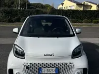Usata Smart ForTwo Coupé Pure 41 kW (56 CV) 2022 Bianco Utilitaria