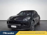 Usata Porsche Macan 381 CV (280 kW) 2021 Black sapphire met. SUV
