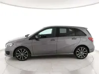 Usata Mercedes B180 Business 109 CV (80 kW) 2018 Grigio metall. Utilitaria
