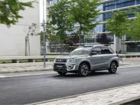 Usata Suzuki Vitara Cool 129 CV (94 kW) 2021 Nero SUV