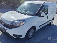 Usata Fiat Doblò 105 CV (77 kW) 2016 Bianco Monovolume