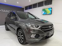 Usata Ford Kuga ST-Line 120 CV (88 kW) 2019 Grigio SUV