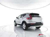 Nuova Volvo XC40 Core 163 CV (119 kW) 2026 Vapour grey SUV