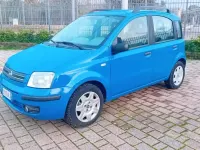 Usata Fiat Panda Dynamic 60 CV (44 kW) 2004 Blu Utilitaria