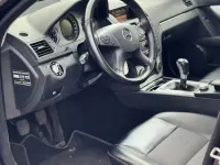Usado Mercedes C220 Avantgarde 170 CV (125 kW) 2010 Negro Familiar